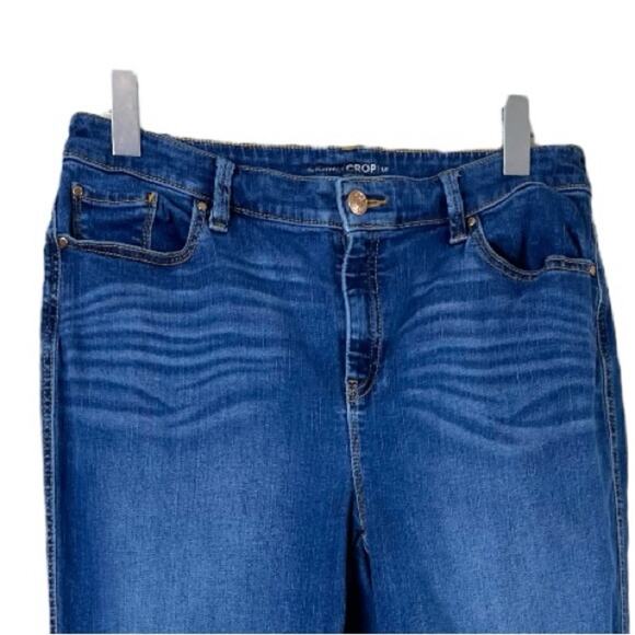 Chico’s Jeans The Platinum Crop High Rise Dark Wash Size 1.5 Women’s Size 10 - Picture 3 of 7